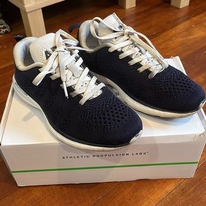 *DISCONTINUED* Navy Women’s Techloom Phantom